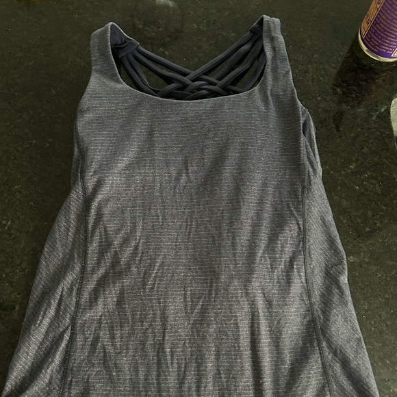 Lulu lemon workout tank top - Picture 2 of 4